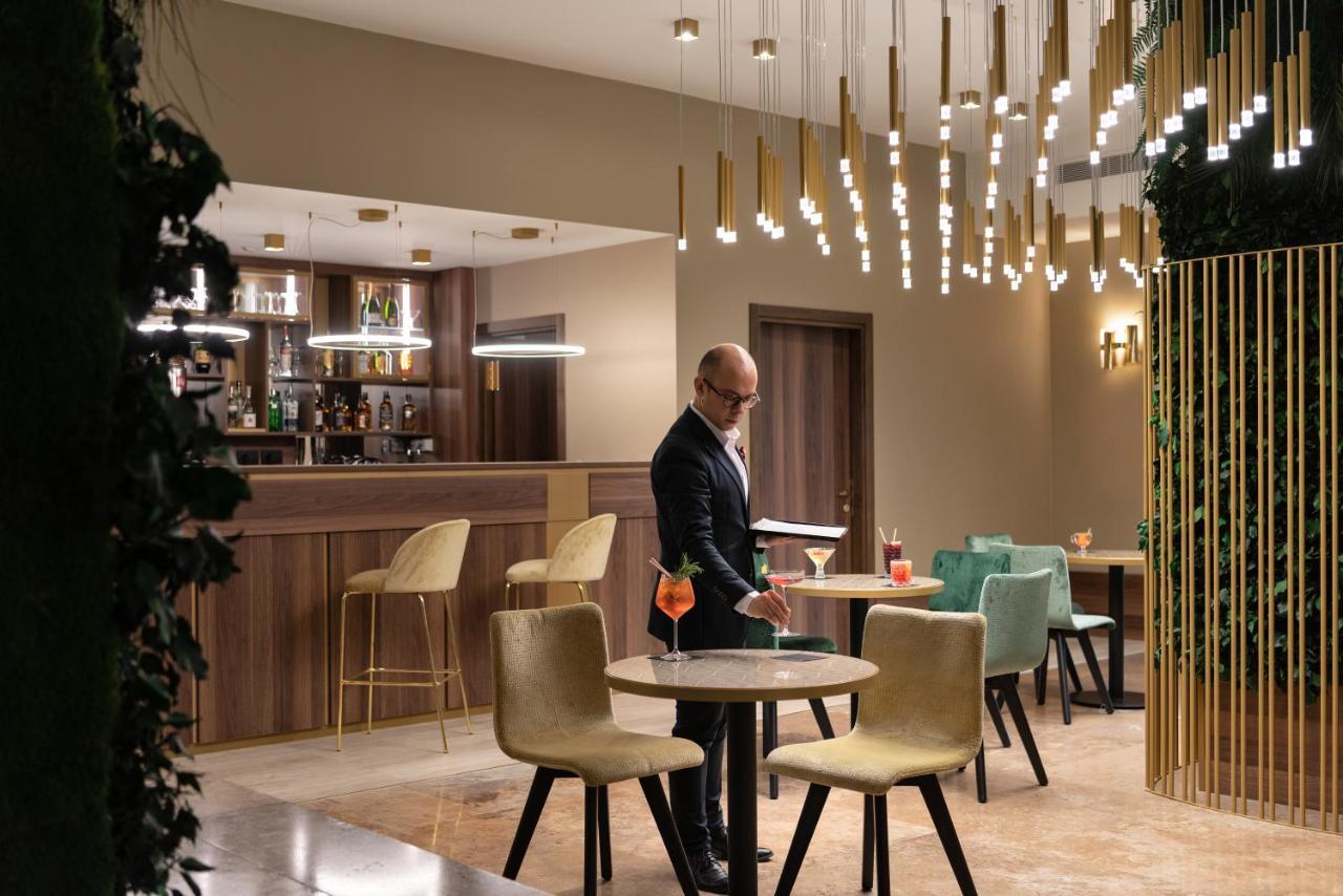 Hotel Tocq Milano Ngoại thất bức ảnh