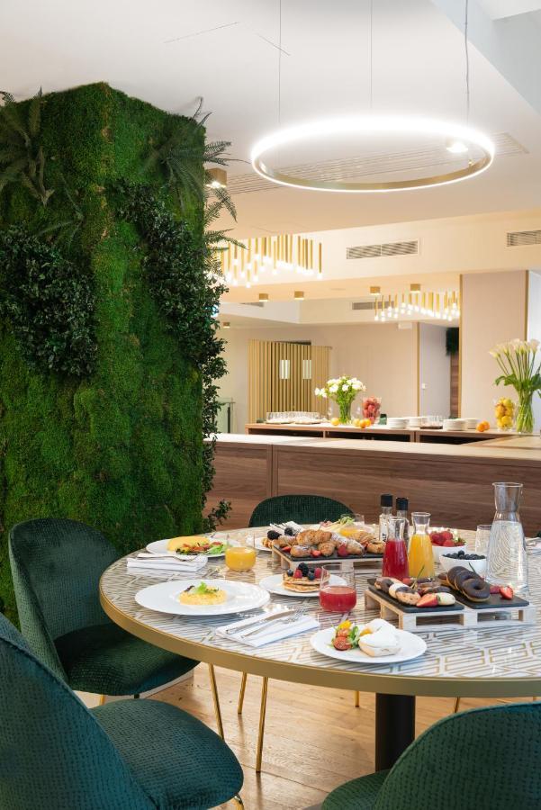 Hotel Tocq Milano Ngoại thất bức ảnh