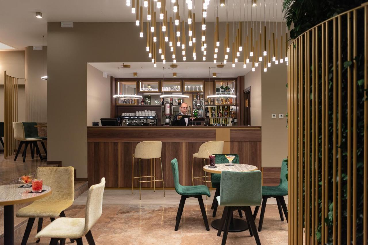 Hotel Tocq Milano Ngoại thất bức ảnh