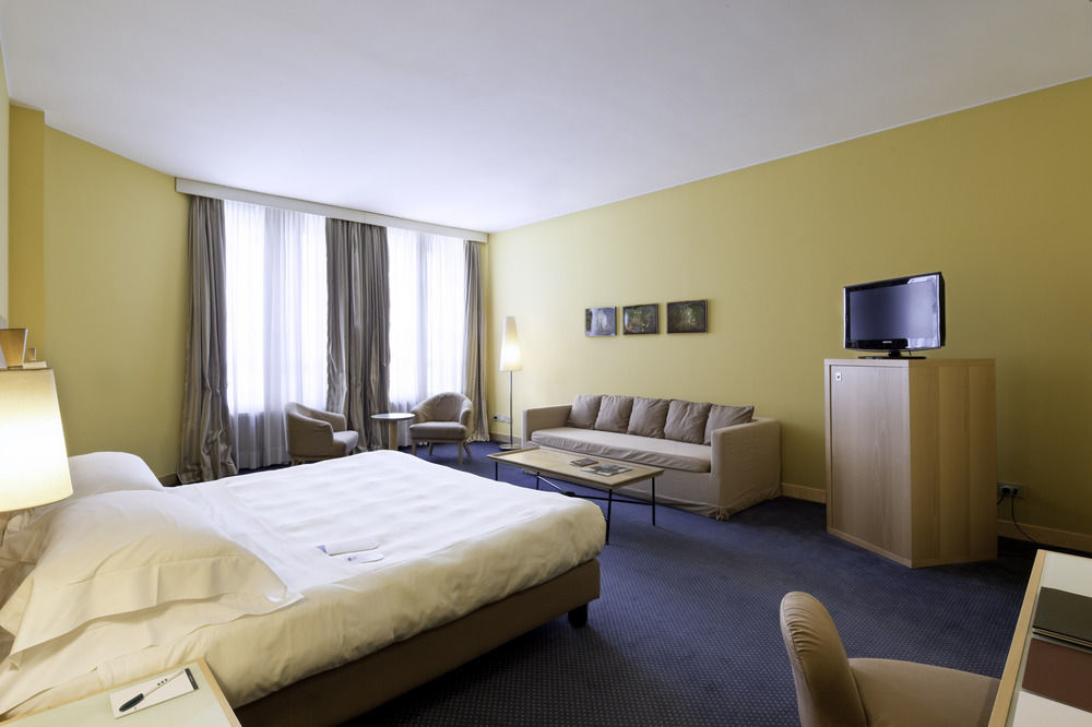 Hotel Tocq Milano Ngoại thất bức ảnh